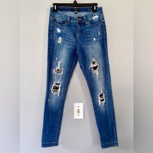 Judy Blue Skinny fit Blue Distressed Jeans sz 9/29